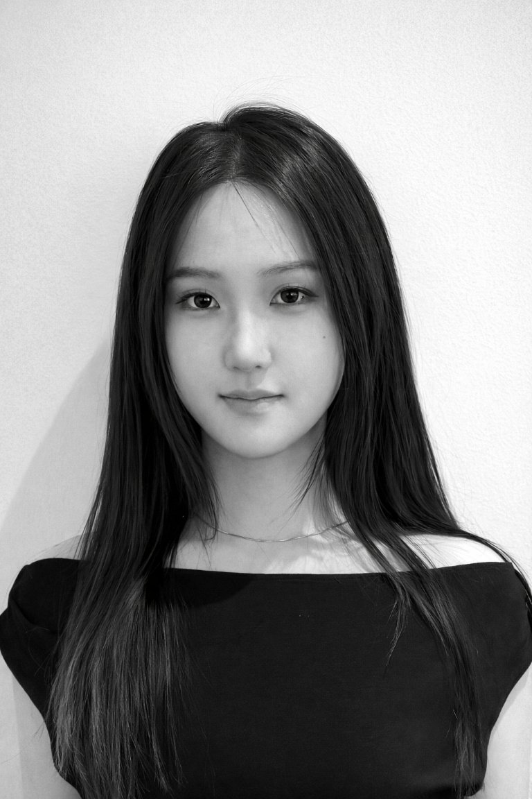 Yi Li